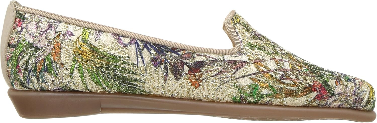 Aerosoles Women’s Betunia Slip-On Loafer with Memory Foam Footbed(Gold)