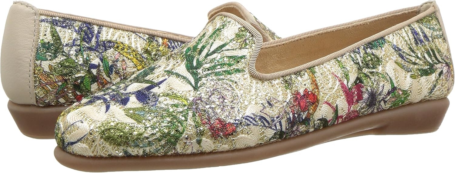 Aerosoles Women’s Betunia Slip-On Loafer with Memory Foam Footbed(Gold)