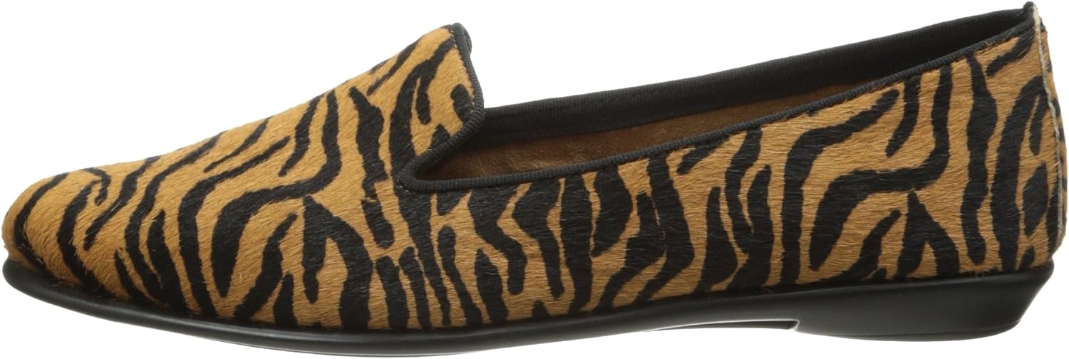 Aerosoles Women’s Betunia Slip-On Loafer with Memory Foam Footbed(Tiger Tan)