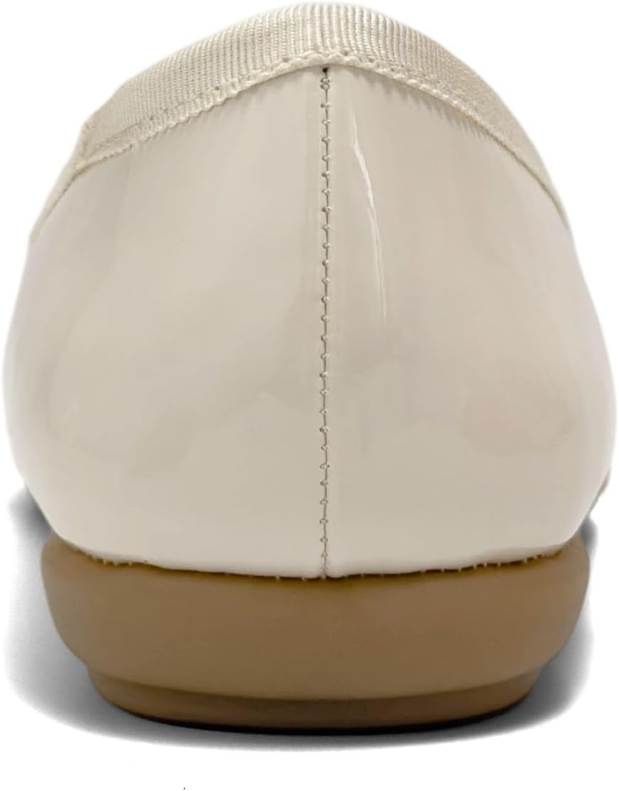 Aerosoles Women’s Homebet Flats(Eggnog Patent)
