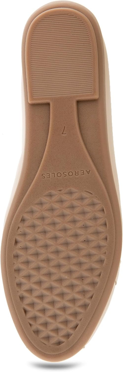 Aerosoles Women’s Big Bet Flats(Stone Crinkle Patent Pu)