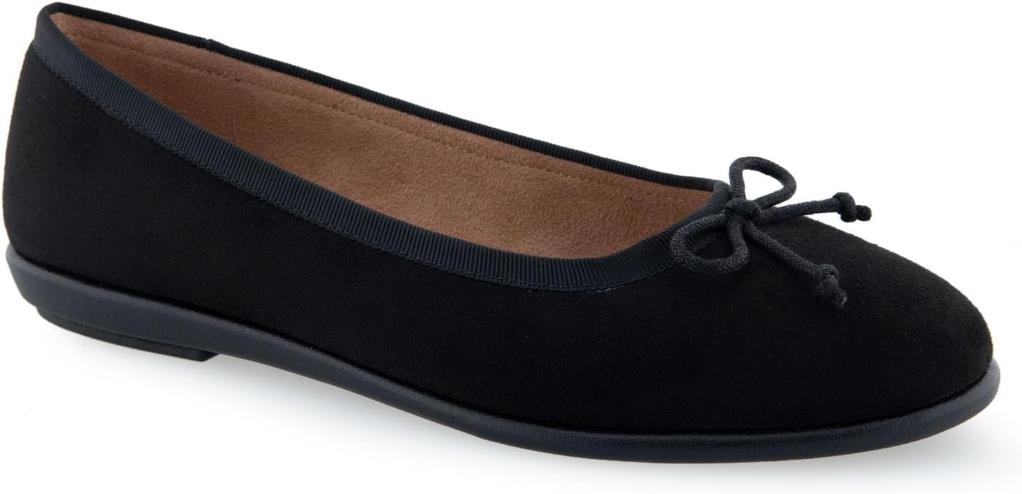 Aerosoles Women’s Homebet Flats(Black Faux Suede)