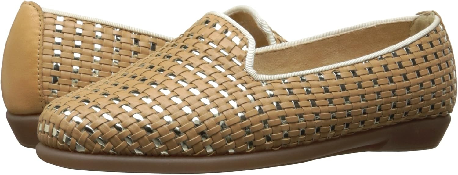 Aerosoles Women’s Betunia Slip-On Loafer with Memory Foam Footbed(Tan)