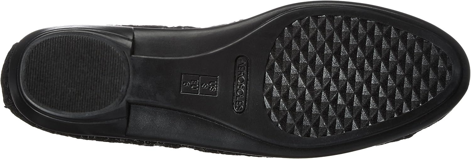 Aerosoles Women’s Betunia Slip-On Loafer with Memory Foam Footbed(Black Velvet)