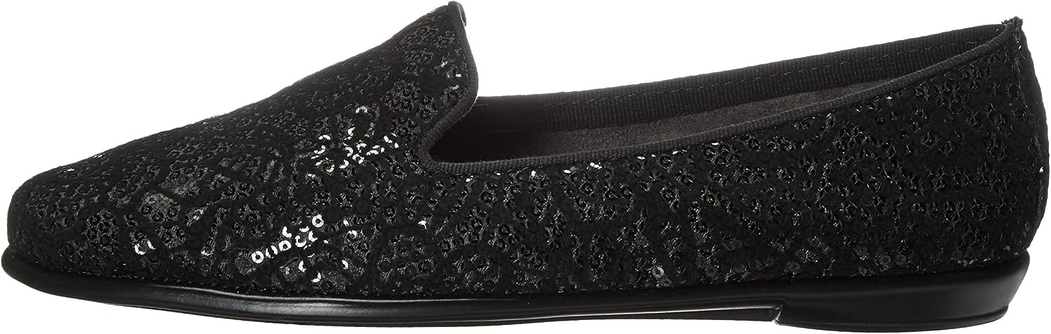 Aerosoles Women’s Betunia Slip-On Loafer with Memory Foam Footbed(Black Velvet)