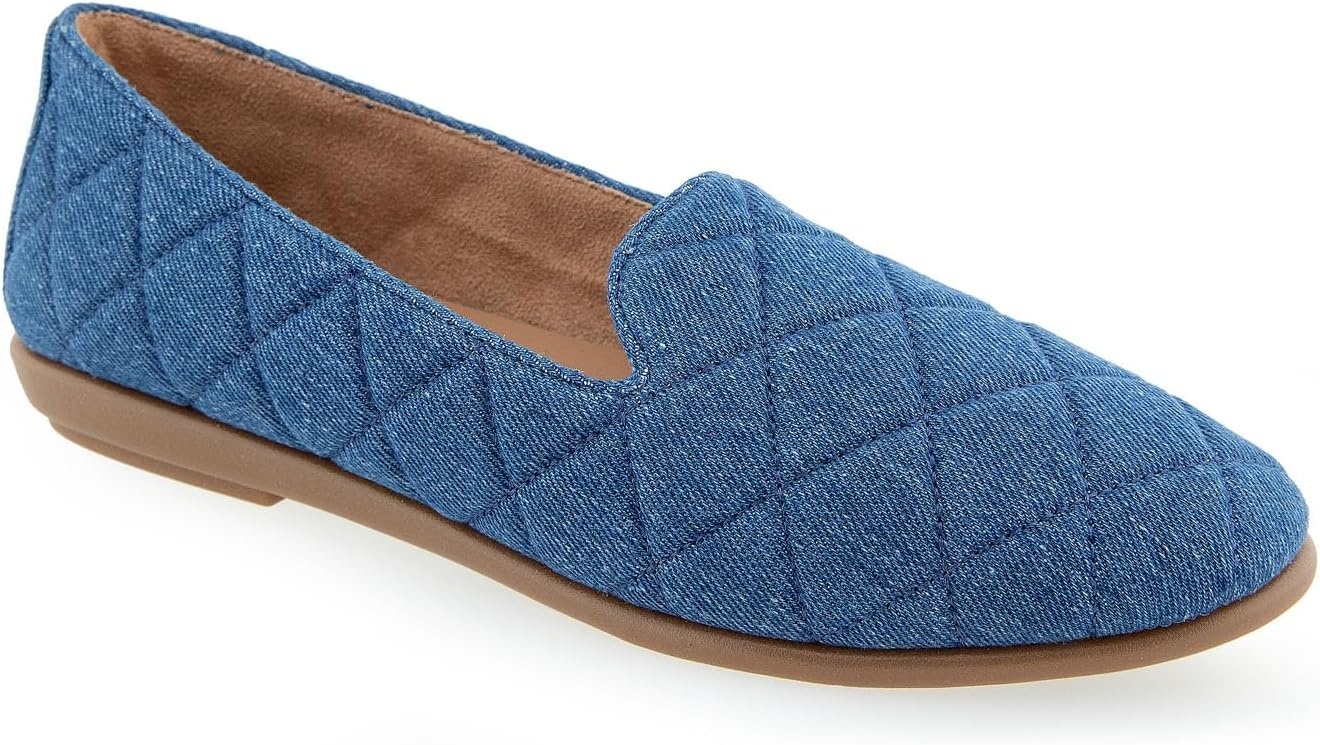 Aerosoles Women’s Betunia Slip-On Loafer with Memory Foam Footbed(Med Blue Quilted Denim)