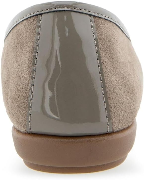 Aerosoles Women’s Big Bet Flats(Trench Coat Faux Suede)