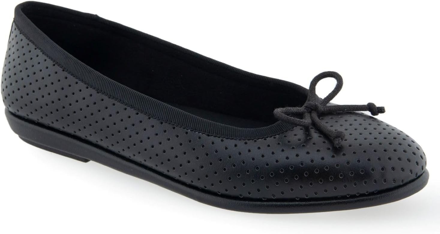 Aerosoles Women’s Homebet Flats(Black Perf)