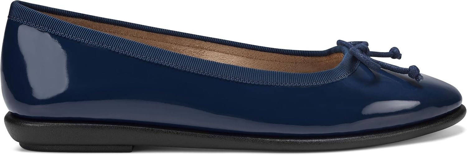 Aerosoles Women’s Homebet Flats(Navy Patent Pu)